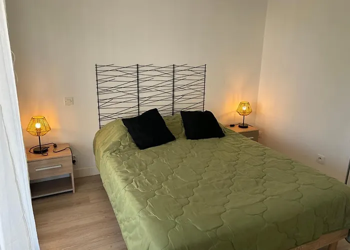 T2 Confort Entre Et Centre, A Pied דירה